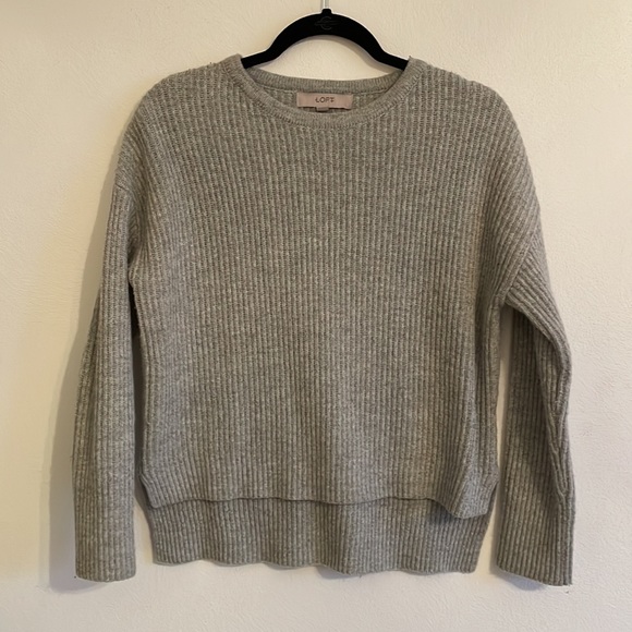 High-Low Hem Sweater - Picture 2 of 5